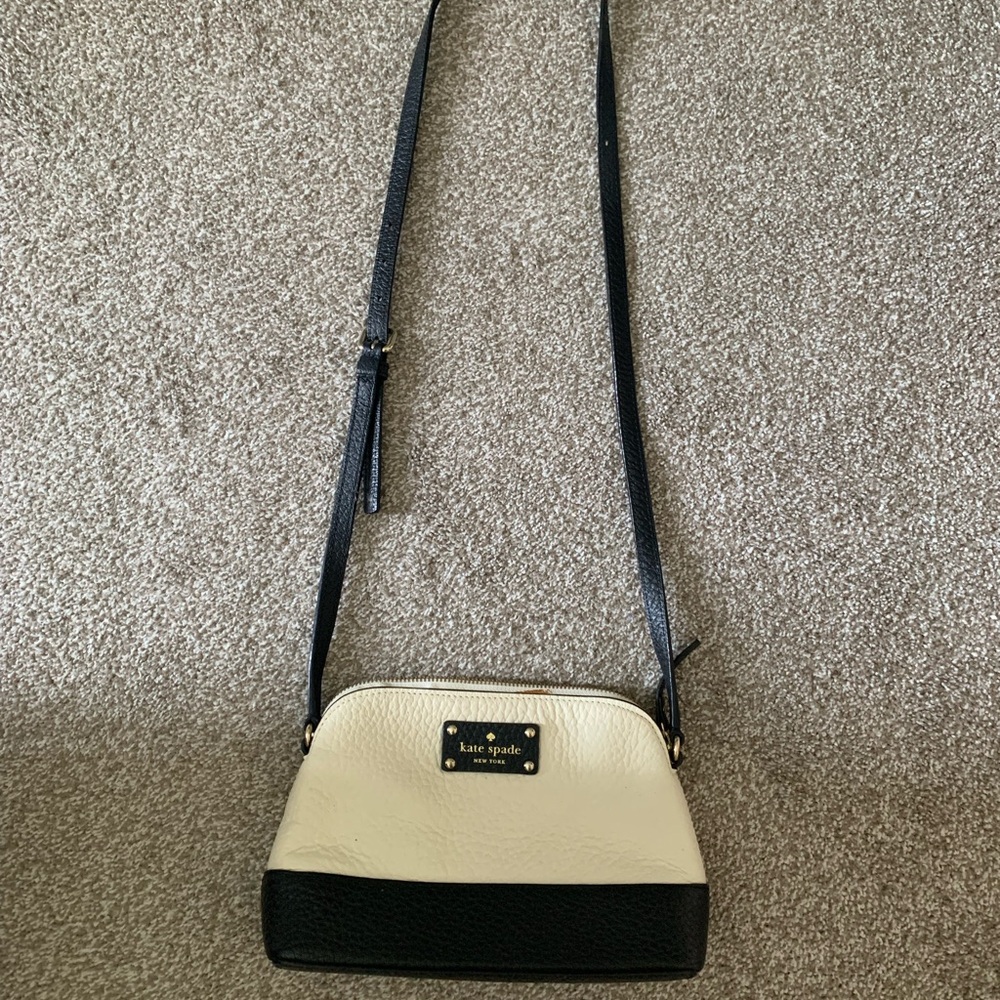 Kate Spade B&W Crossbody Purse
